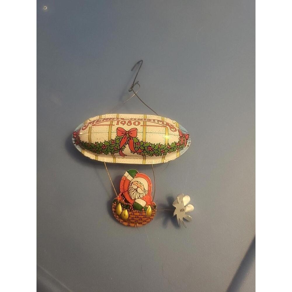1980 Hallmark Ornament "Santa's Flight" Dirigible Airship No Box